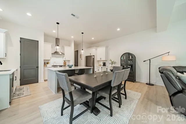 $635,000 | 608 Ambassador Street, Charlotte, NC 28208