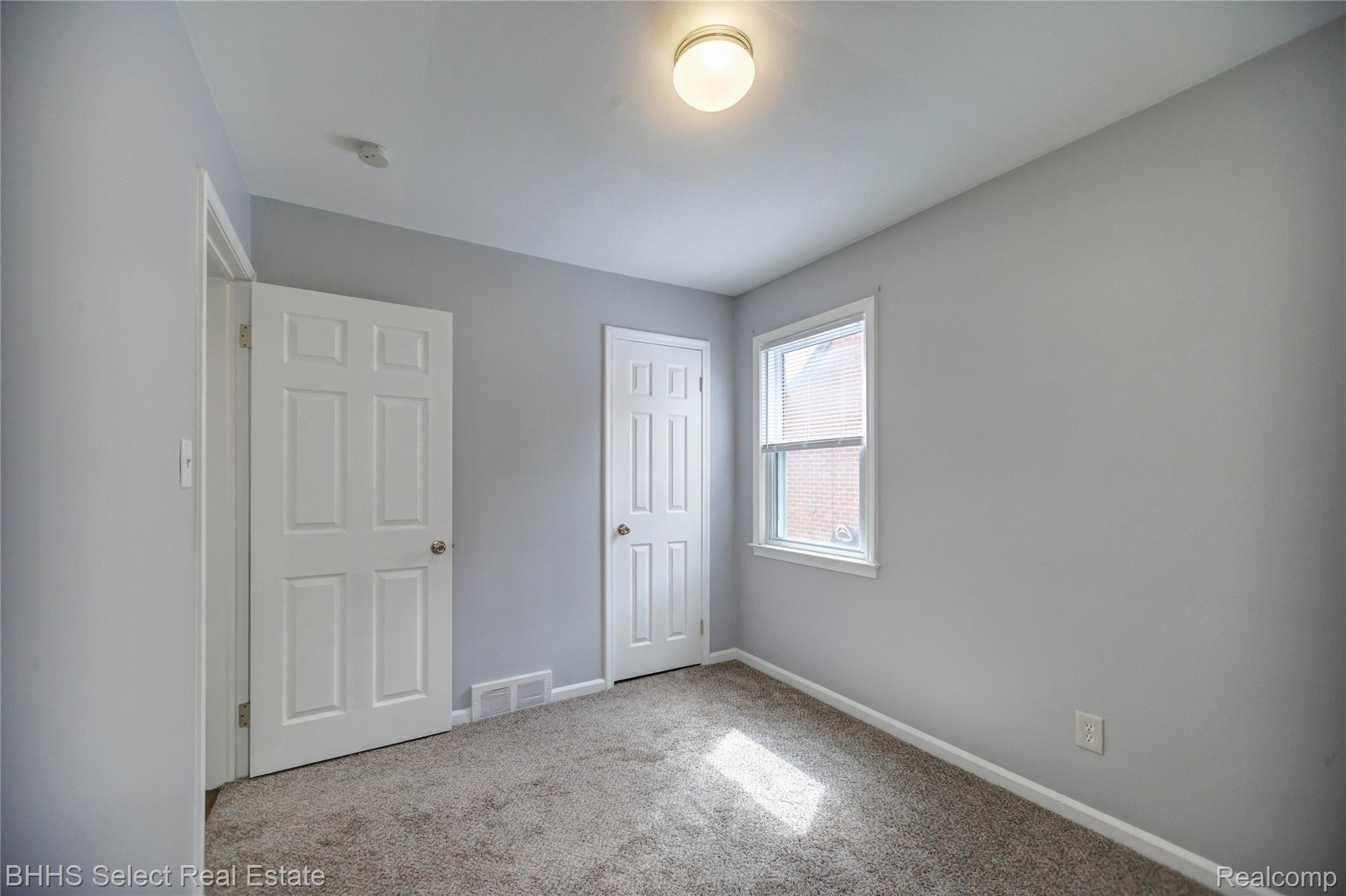 637 Patterson Court Inkster, MI 48141 - Photo 20 of 42 637 Patterson-19.jpg