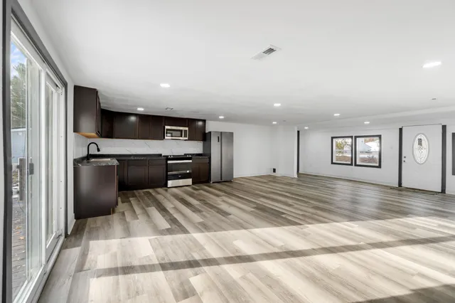 $189,900 | 4109 Page Avenue, Michigan Center, MI 49254