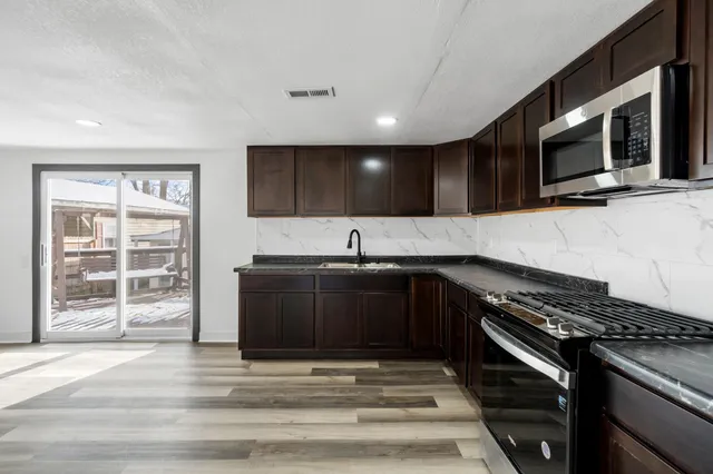 $189,900 | 4109 Page Avenue, Michigan Center, MI 49254