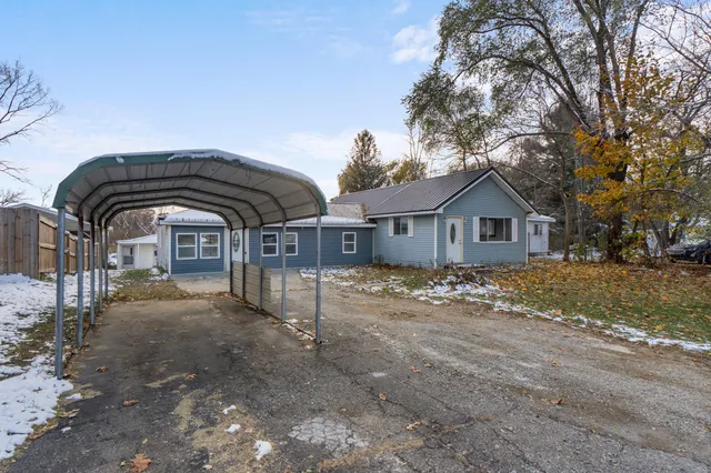 $189,900 | 4109 Page Avenue, Michigan Center, MI 49254