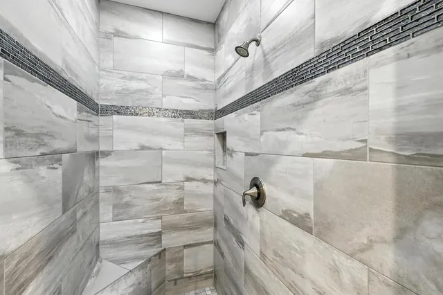 $965,000 | 326 Park Hill Lane, Grapevine, TX 76051