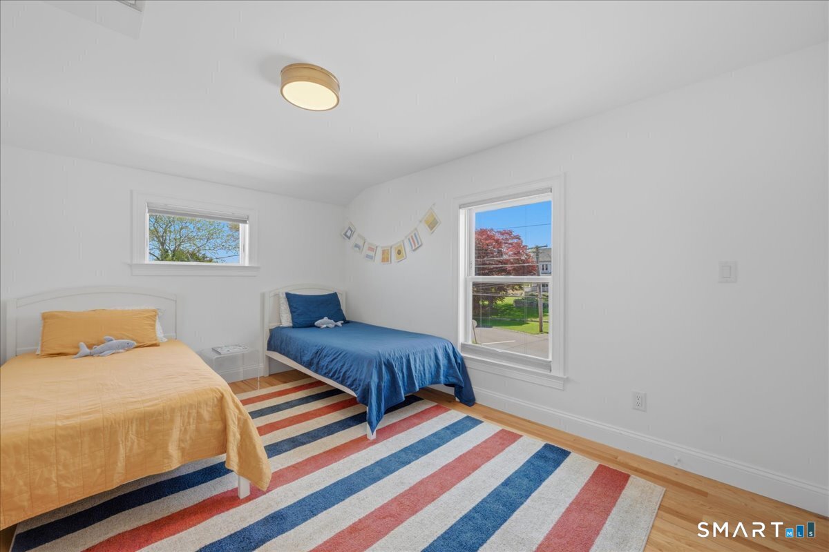 93 Pearl Street Groton, CT 06340 - Photo 25 of 40