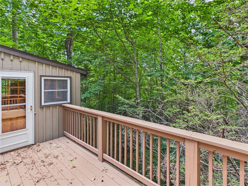 442 Timberlane Drive Boone, NC 28607 - Photo 3 of 31