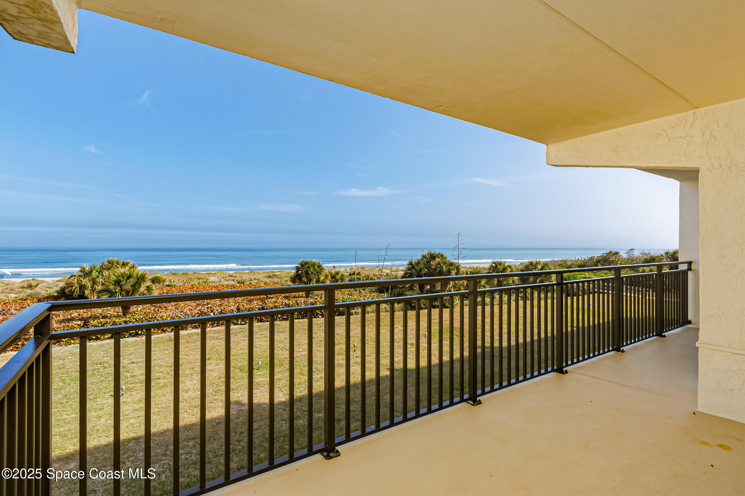 Oceanfront NE Corner