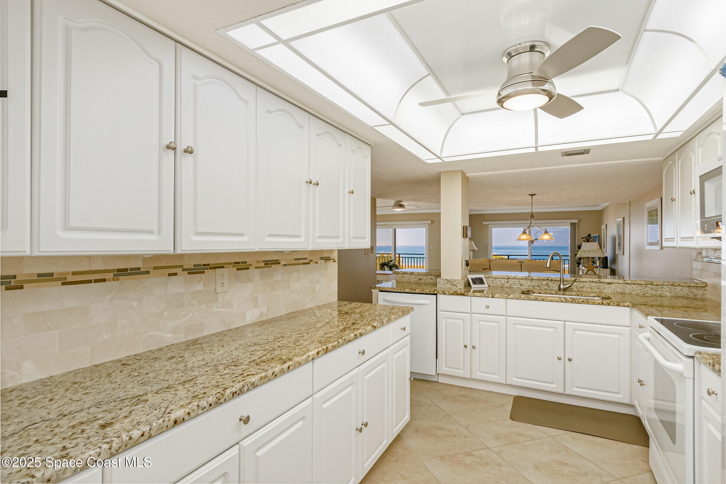 3060 North Atlantic Ave Corner, Unit 301 Cocoa Beach, FL 32931 - Photo 19 of 60 Bright & Open