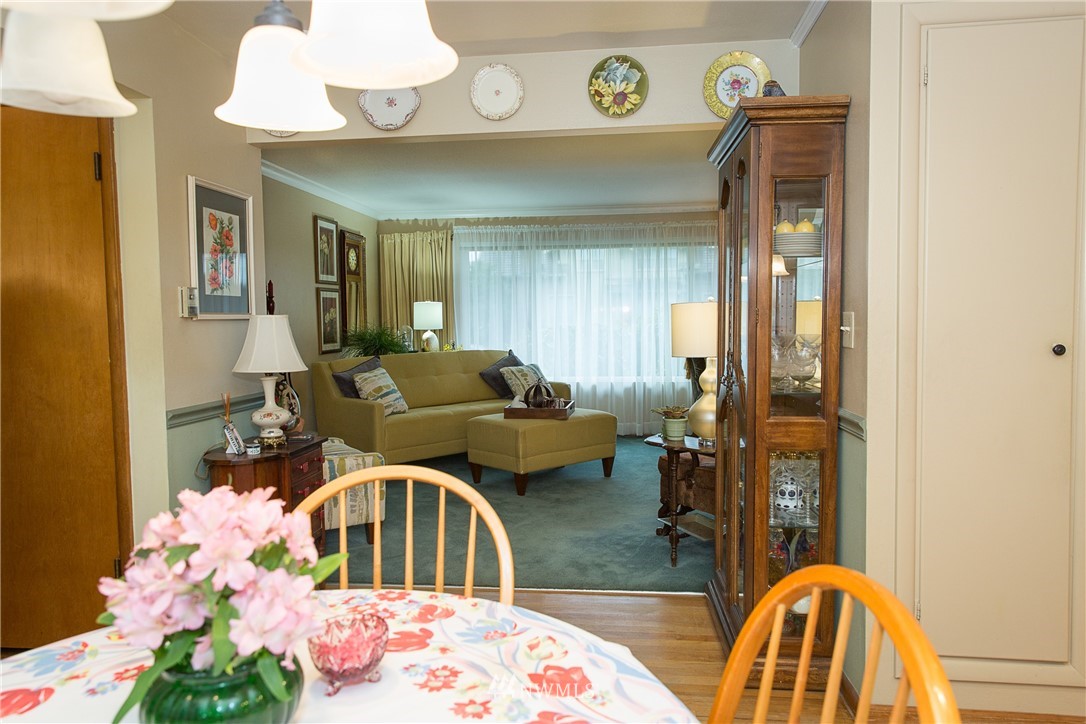 1419 18th Street Everett, WA 98201 - Photo 8 of 21 a living room with furniture and a table