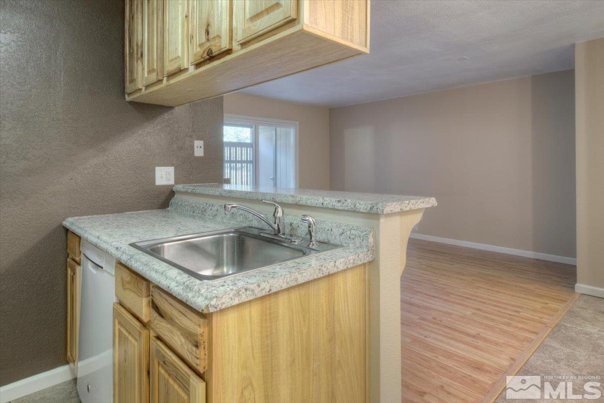 4493 Reggie Road Reno, NV 89502 - Photo 7 of 30 Photo 7