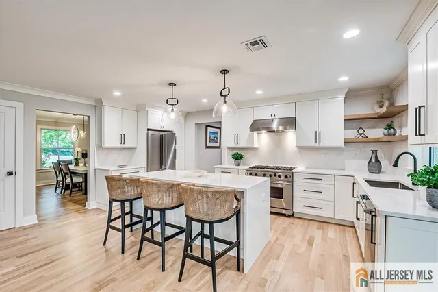 $1,799,999 | 569 Riverside Drive, Princeton, NJ 08540