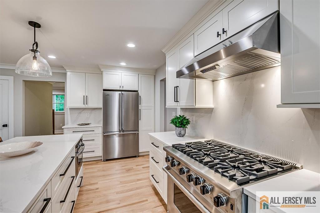 569 Riverside Drive Princeton, NJ 08540 - Photo 19 of 61