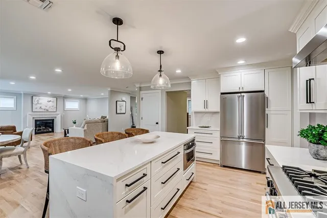 $1,799,999 | 569 Riverside Drive, Princeton, NJ 08540