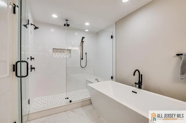 $1,799,999 | 569 Riverside Drive, Princeton, NJ 08540