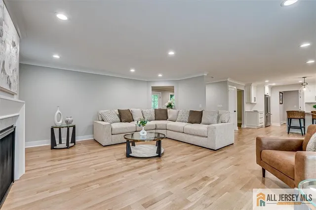 $1,799,999 | 569 Riverside Drive, Princeton, NJ 08540