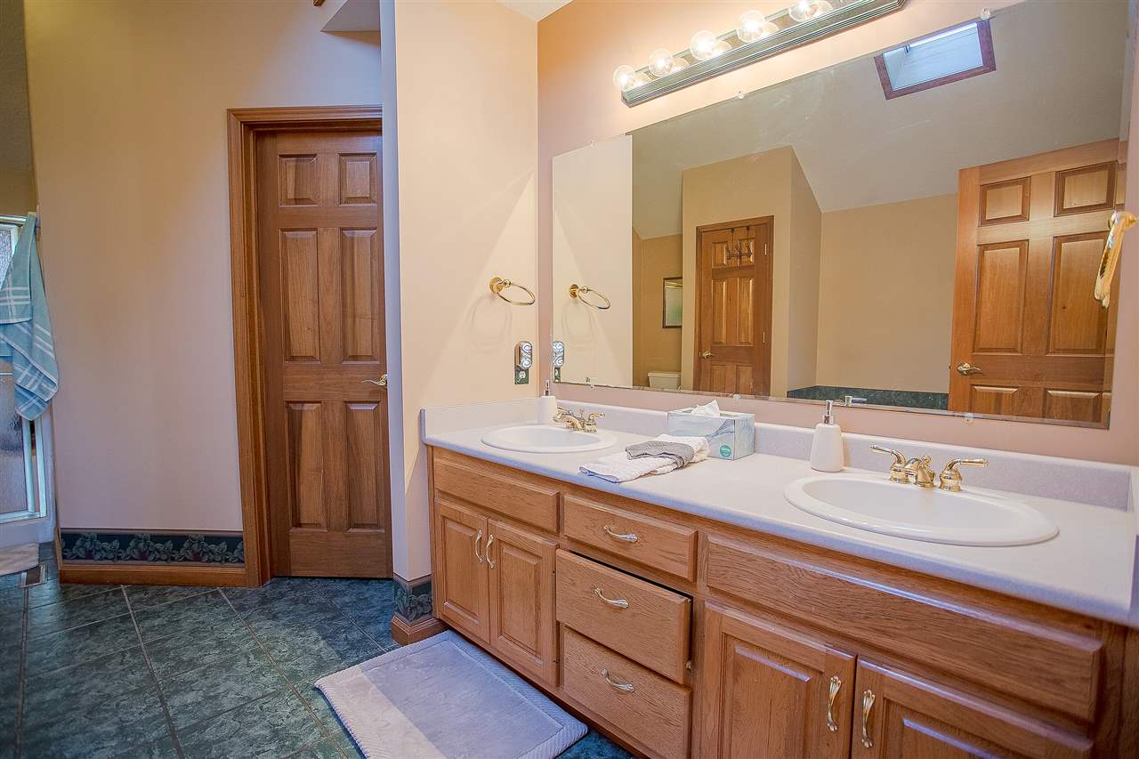 17210 Lochner Road Spencerville, IN 46788 - Photo 15 of 36