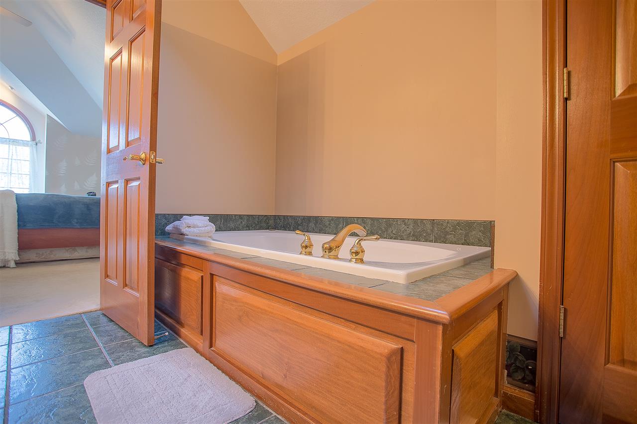 17210 Lochner Road Spencerville, IN 46788 - Photo 17 of 36