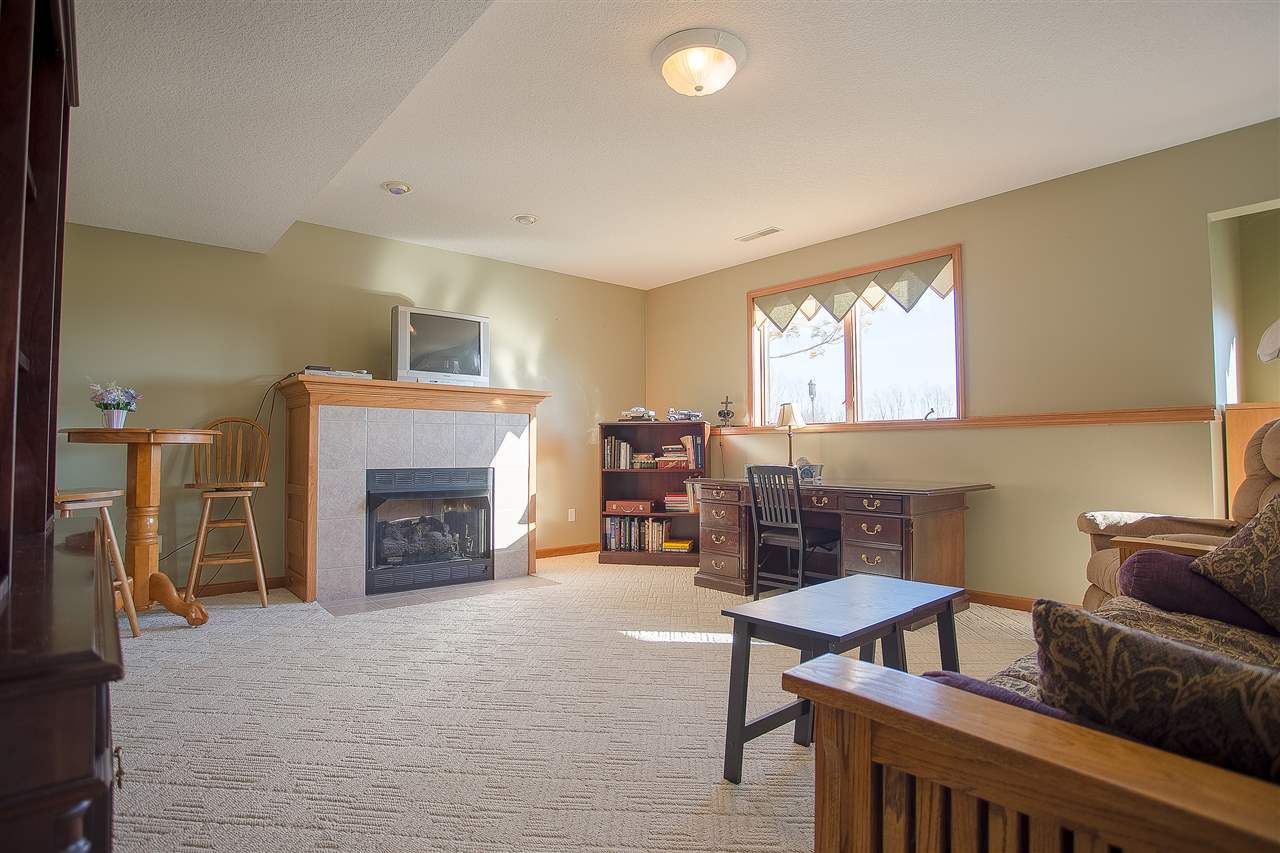 17210 Lochner Road Spencerville, IN 46788 - Photo 26 of 36