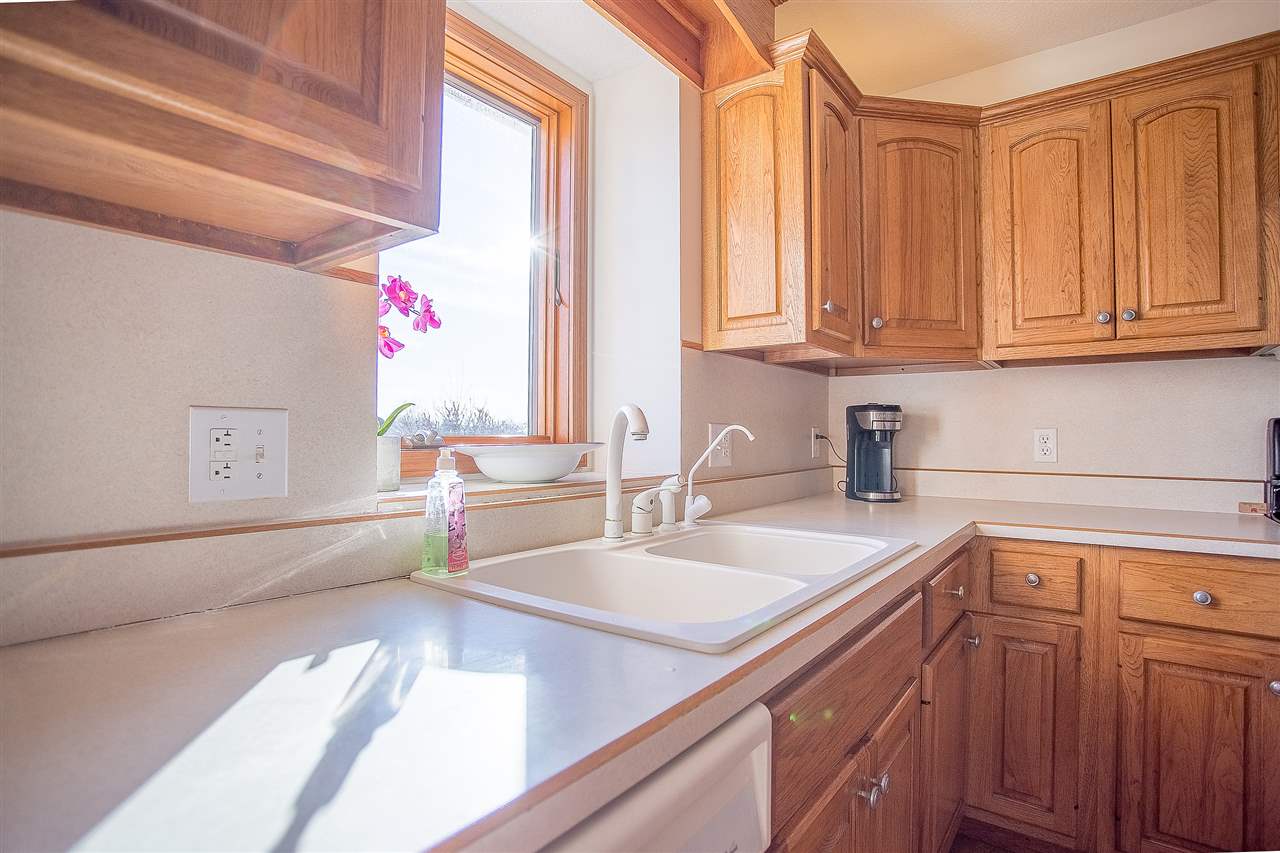 17210 Lochner Road Spencerville, IN 46788 - Photo 9 of 36