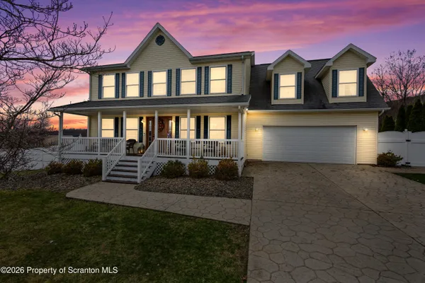 $499,000 | 213 Raymond Drive, Jermyn, PA 18433