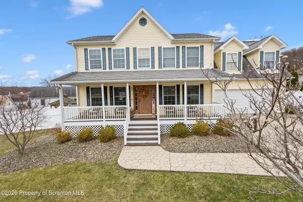 $484,900 | 213 Raymond Drive, Jermyn, PA 18433
