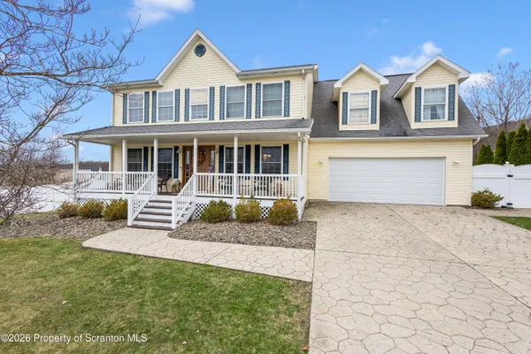 $484,900 | 213 Raymond Drive, Jermyn, PA 18433