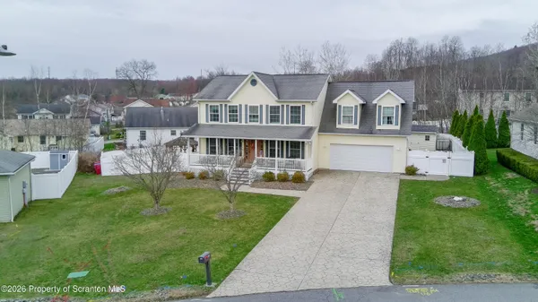 $484,900 | 213 Raymond Drive, Jermyn, PA 18433