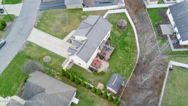 $484,900 | 213 Raymond Drive, Jermyn, PA 18433