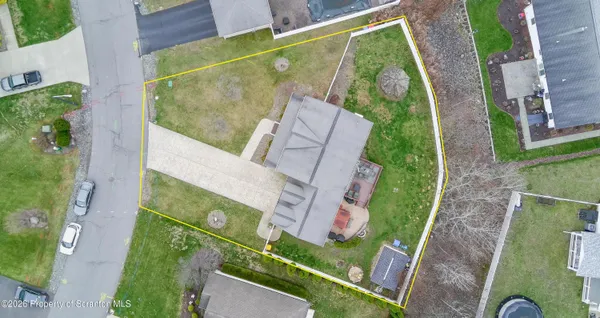 $484,900 | 213 Raymond Drive, Jermyn, PA 18433