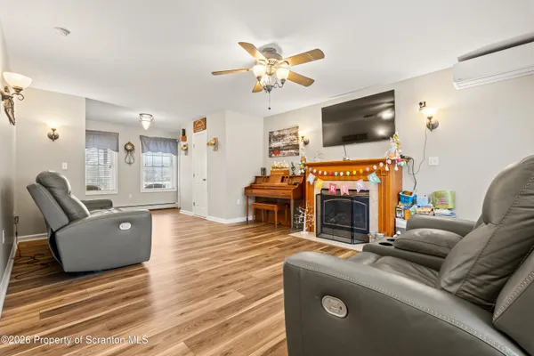 $484,900 | 213 Raymond Drive, Jermyn, PA 18433