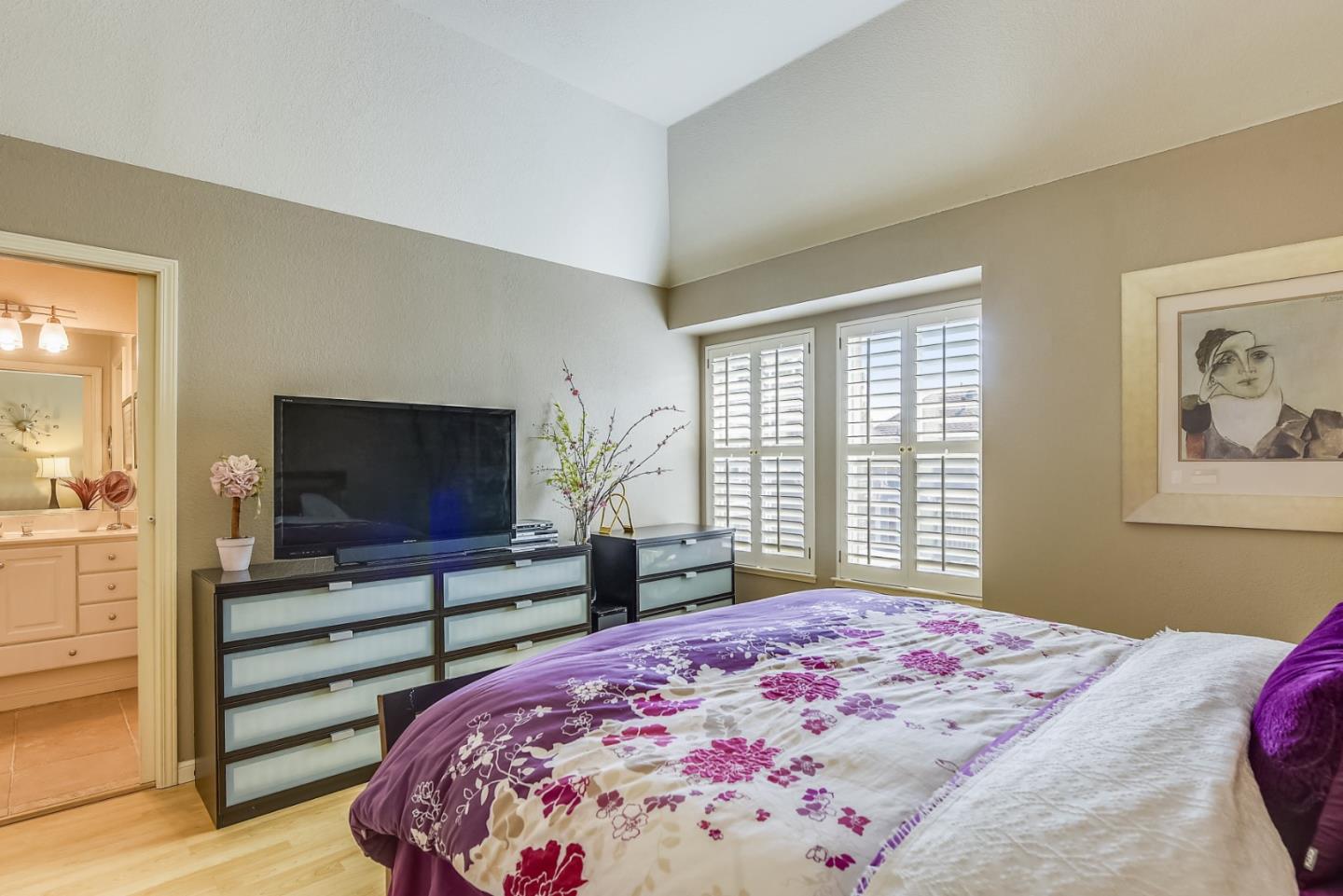 1046 Rudder Lane Foster City, CA 94404 - Photo 11 of 30 Gallery Image 11