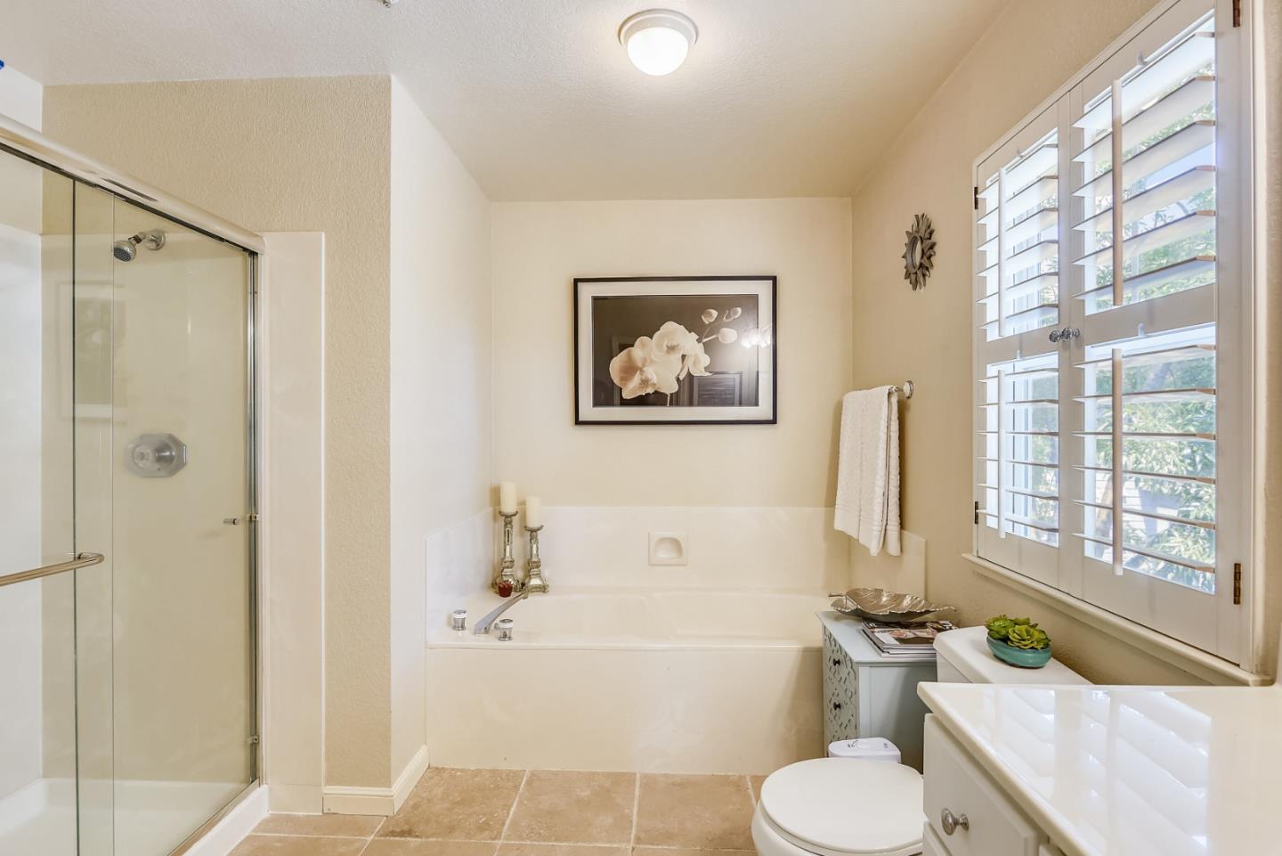 1046 Rudder Lane Foster City, CA 94404 - Photo 13 of 30 Gallery Image 13