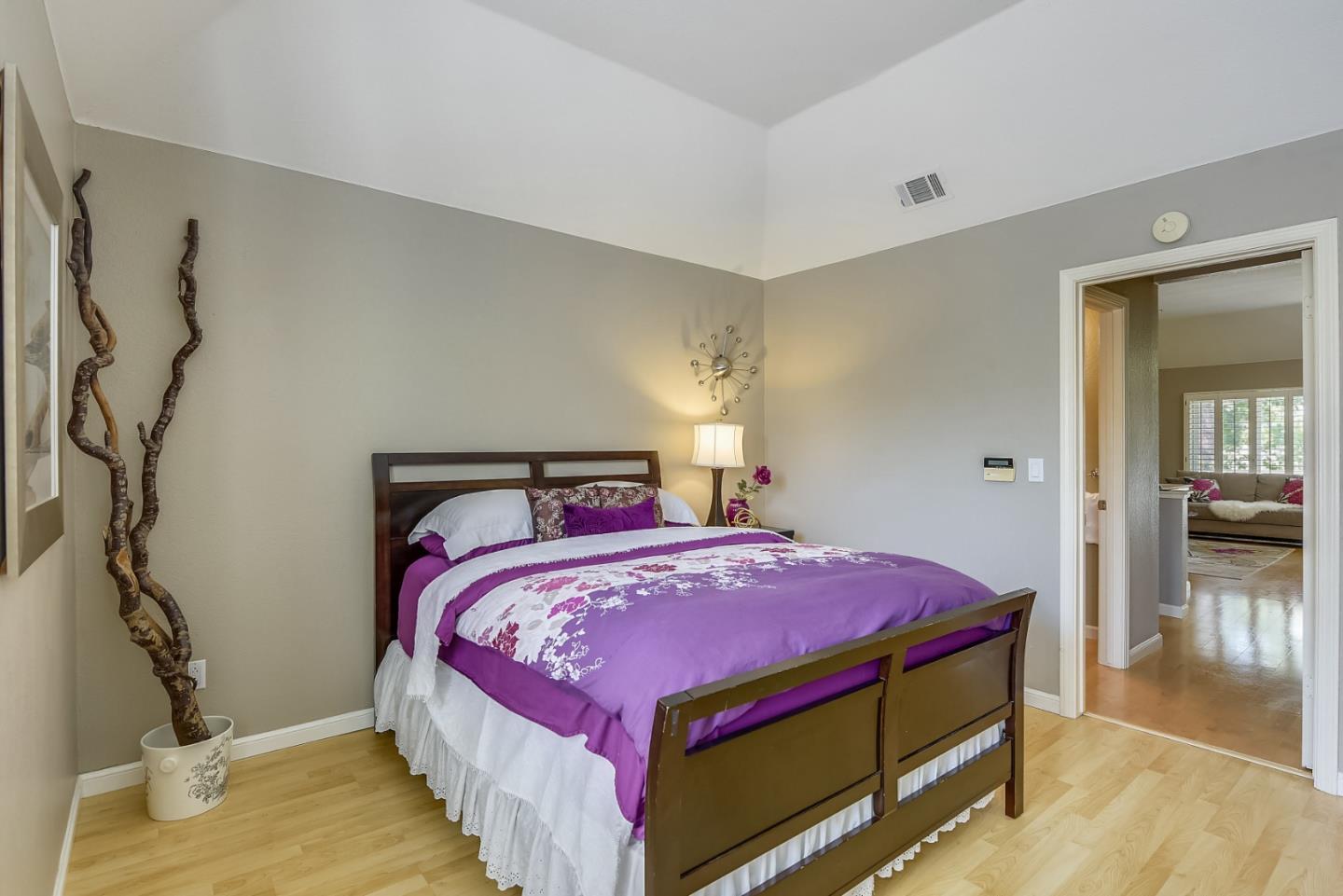 1046 Rudder Lane Foster City, CA 94404 - Photo 10 of 30 Gallery Image 10