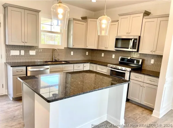 $2,595 | 3200 Carnoustie Court, Fayetteville, NC 28306