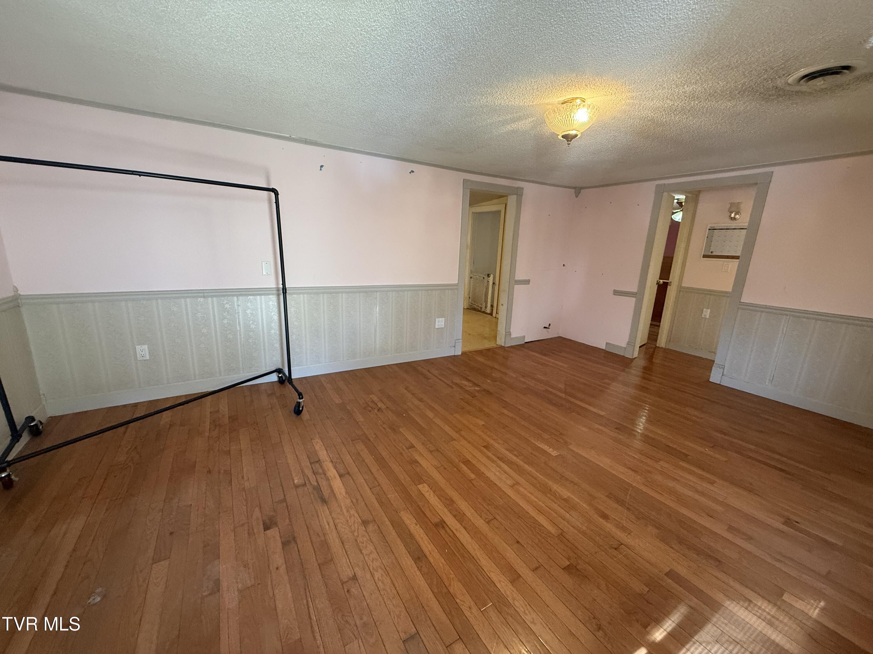 664 Currin Valley Road Marion, VA 24354 - Photo 11 of 44 IMG_3070