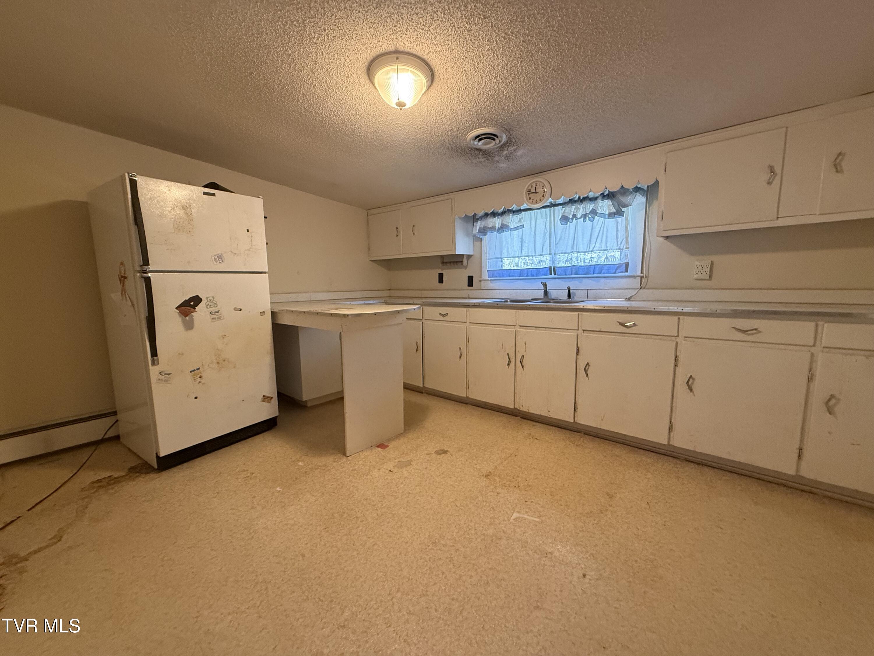 664 Currin Valley Road Marion, VA 24354 - Photo 22 of 44 IMG_3081