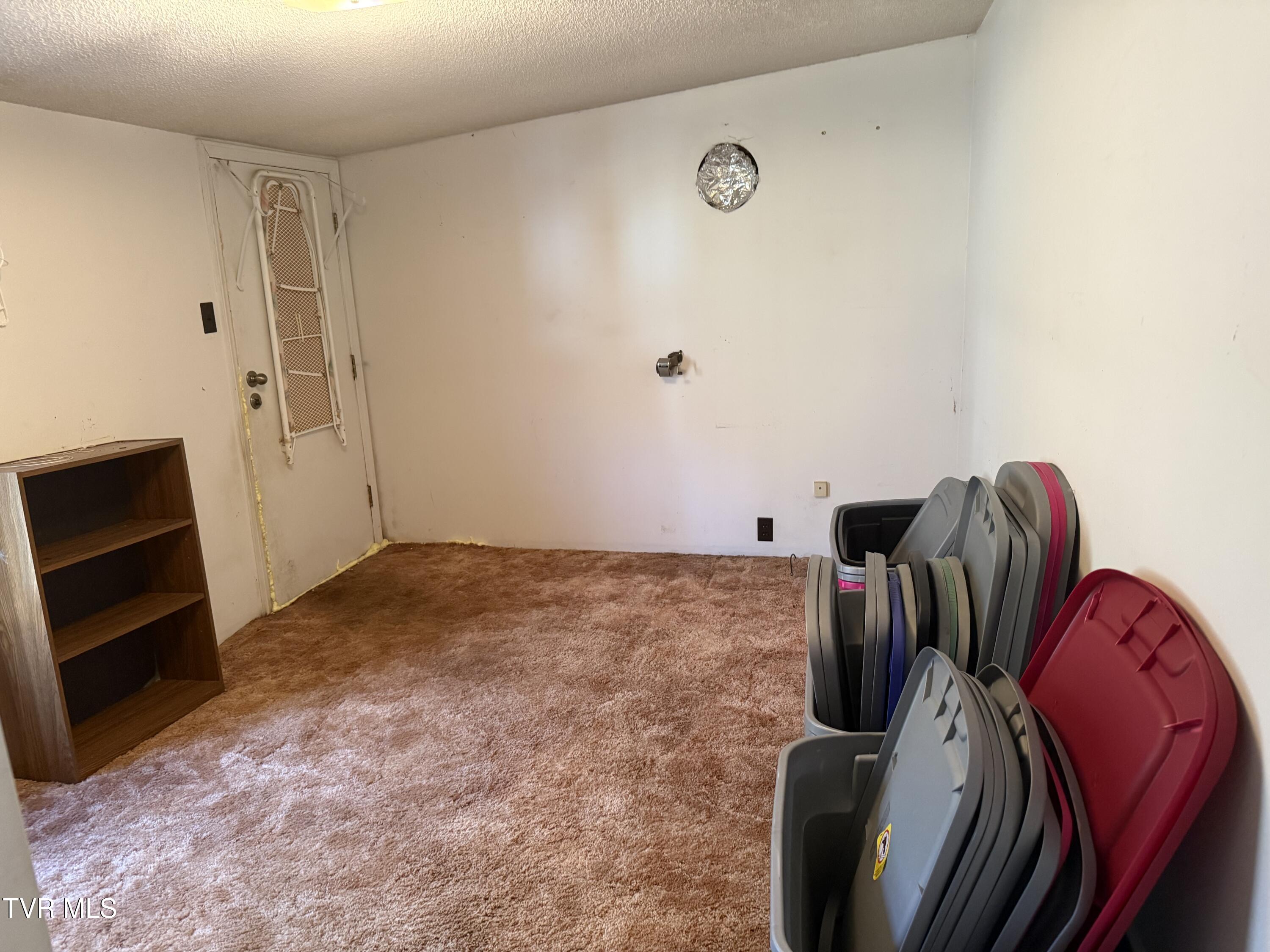 664 Currin Valley Road Marion, VA 24354 - Photo 27 of 44 IMG_3086