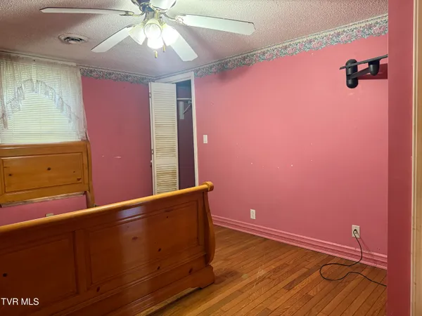 $130,000 | 664 Currin Valley Road, Marion, VA 24354