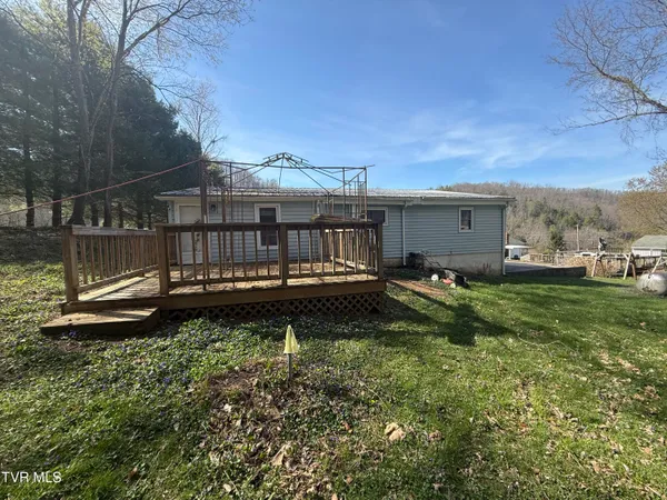 $130,000 | 664 Currin Valley Road, Marion, VA 24354