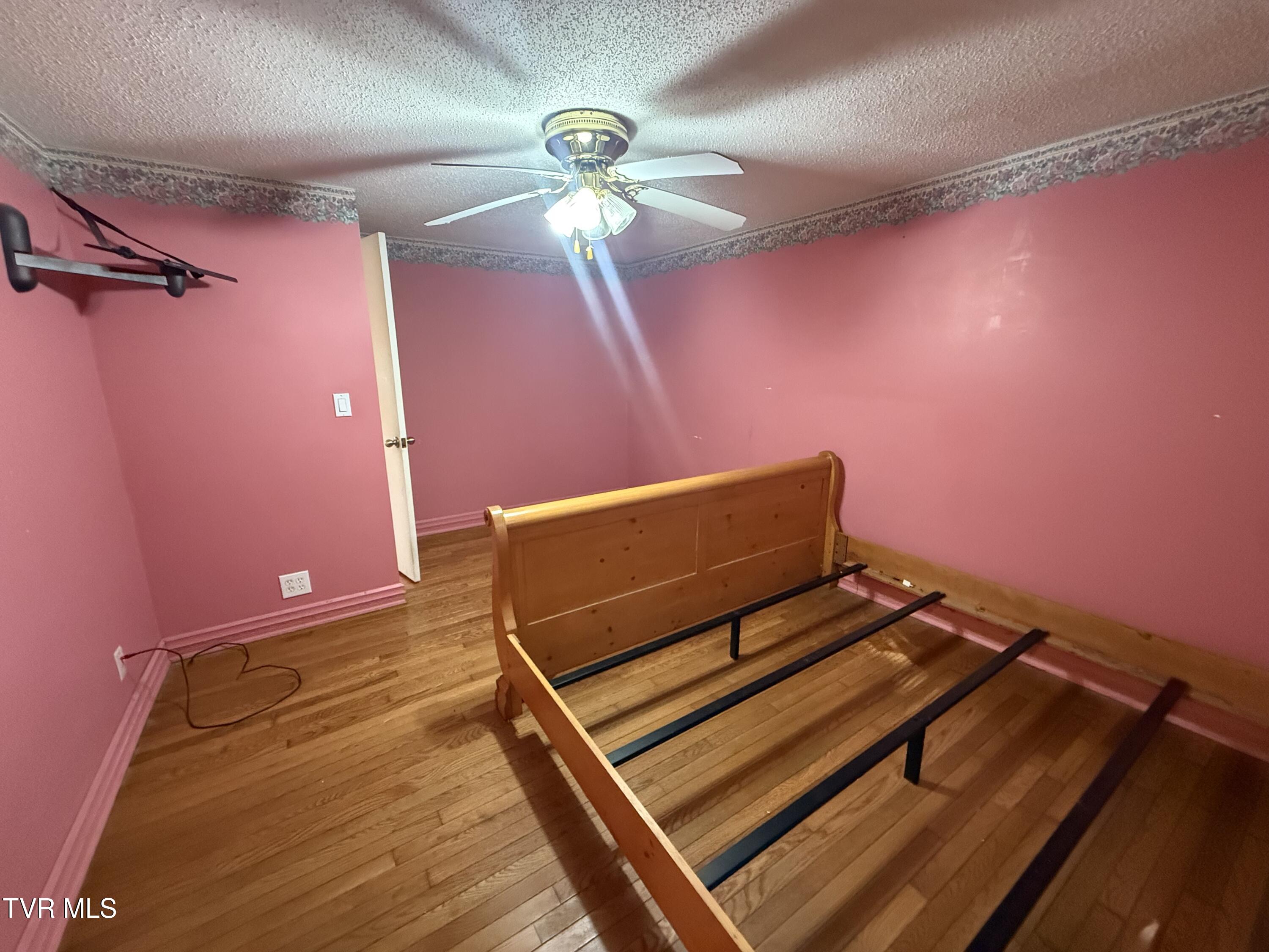 664 Currin Valley Road Marion, VA 24354 - Photo 41 of 44 IMG_3101