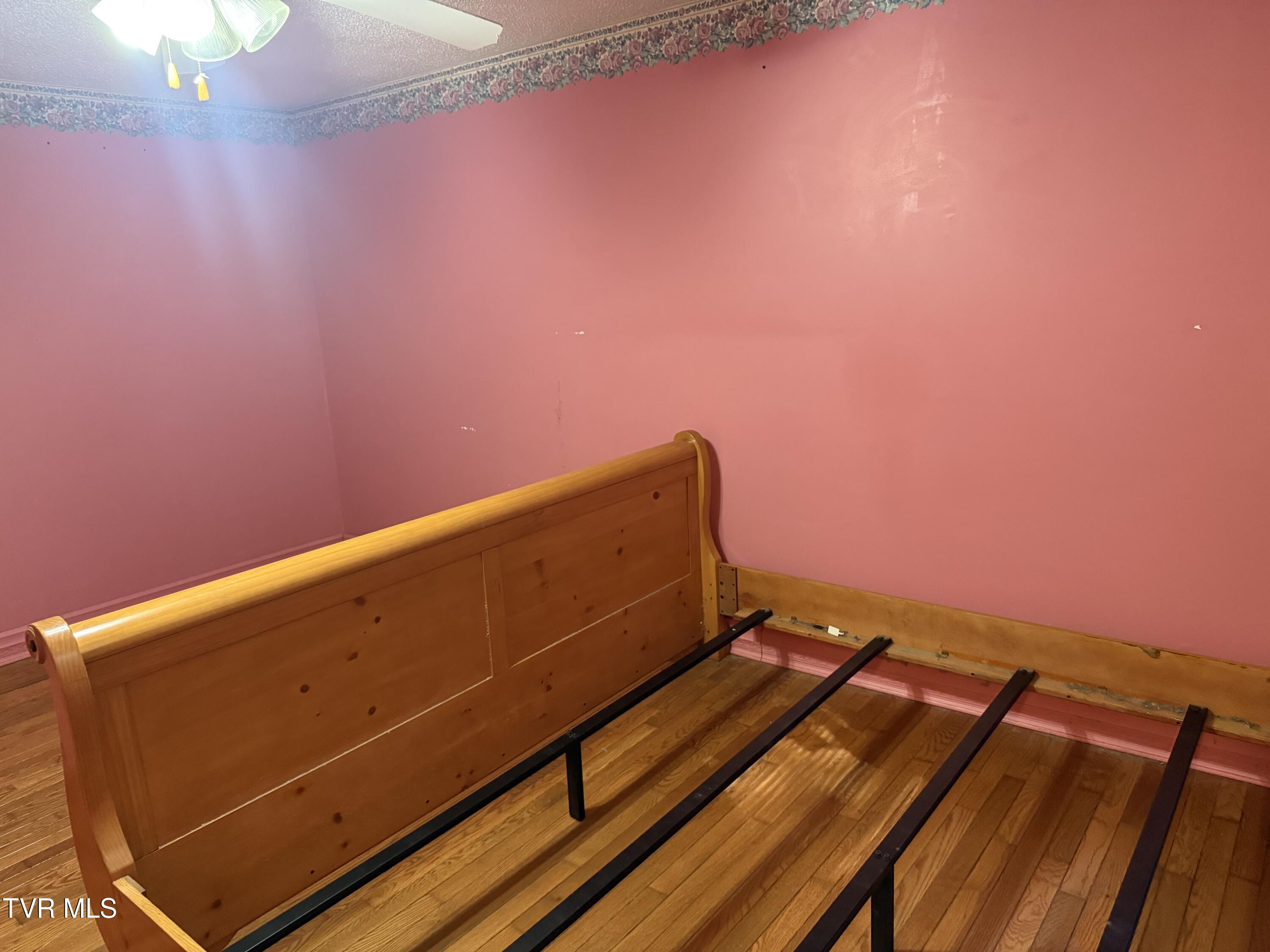 664 Currin Valley Road Marion, VA 24354 - Photo 43 of 44 IMG_3103