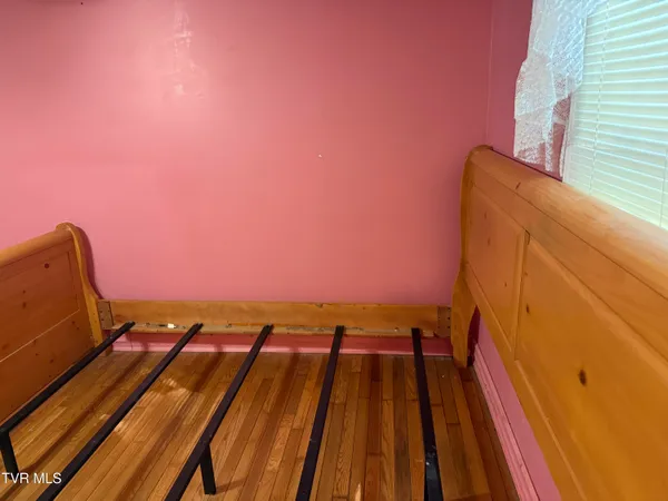 $130,000 | 664 Currin Valley Road, Marion, VA 24354