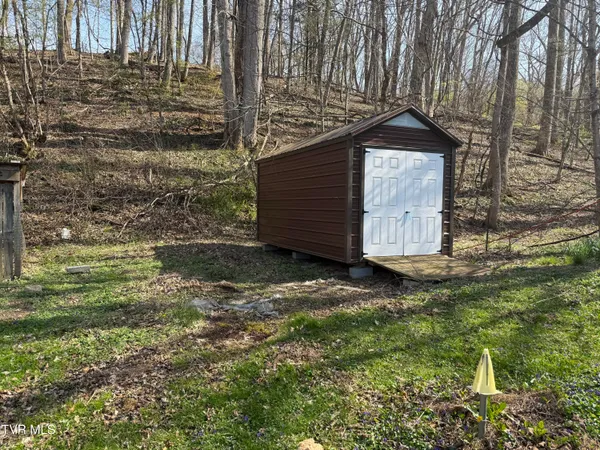 $130,000 | 664 Currin Valley Road, Marion, VA 24354