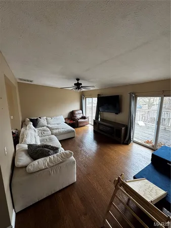 $625,000 | 7 Denzel Drive, Greenville, IL 62246
