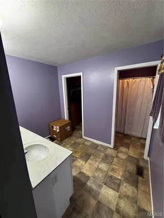 $625,000 | 7 Denzel Drive, Greenville, IL 62246