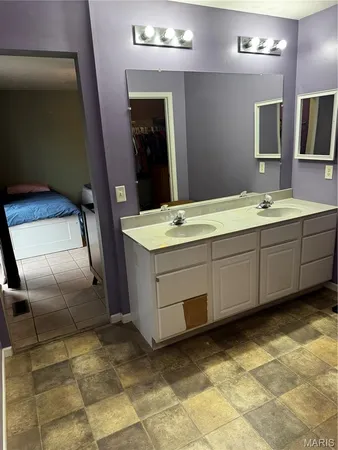 $625,000 | 7 Denzel Drive, Greenville, IL 62246