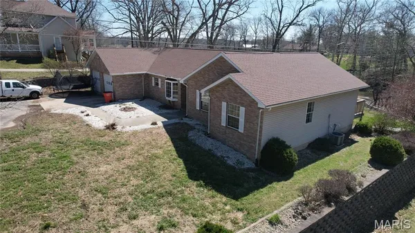 $625,000 | 7 Denzel Drive, Greenville, IL 62246
