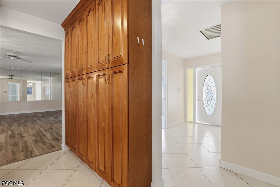 12878 Iona Road Fort Myers, FL 33908 - Photo 9 of 40
