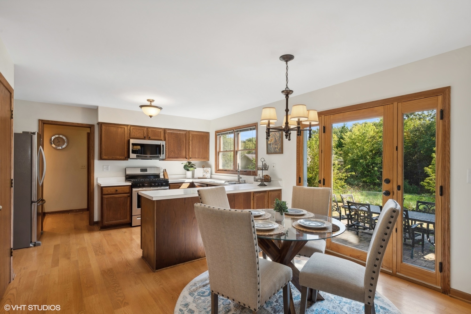 5021 Adele Drive Gurnee, IL 60031 - Photo 6 of 20