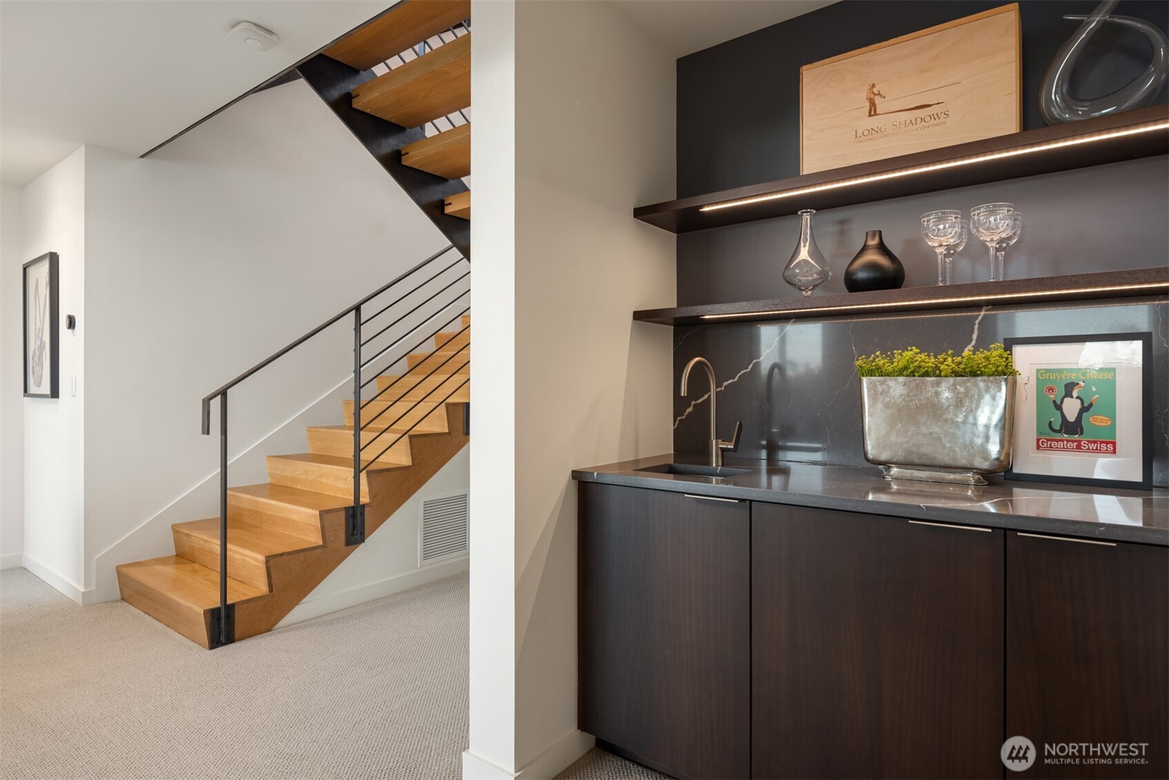 1502 Palm Avenue Southwest Seattle, WA 98116 - Photo 27 of 40 Gallery Image 27