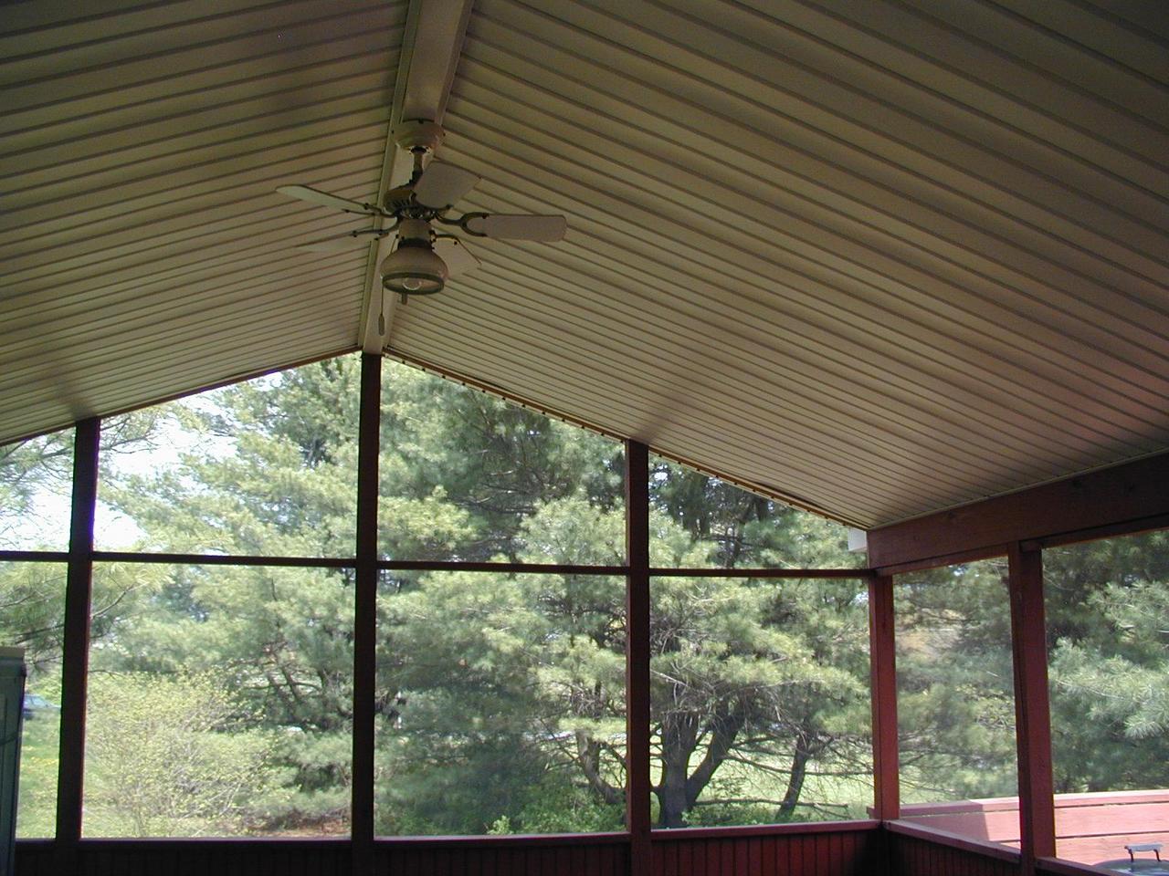 1617 Legion Road Gilbert, PA 18331 - Photo 5 of 13 2-Season Room