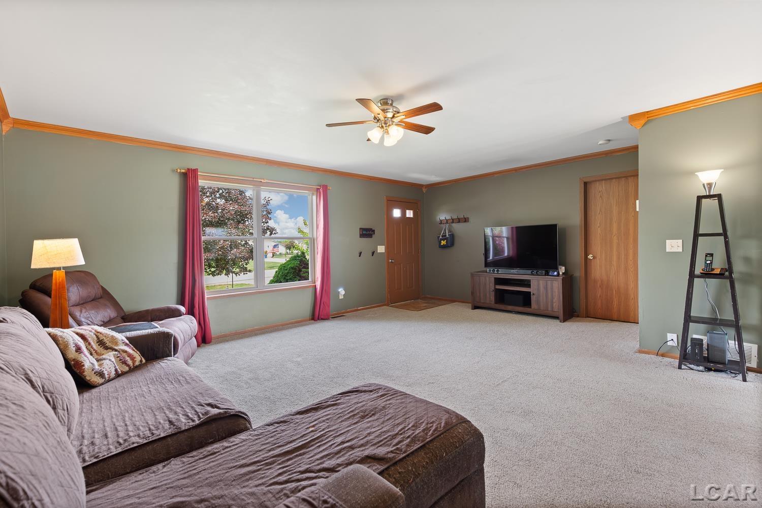 7673 Dalton Road Onsted, MI 49265 - Photo 2 of 31 50178377-77a09ac8-8642-4110-a756-c90f4cfebf79.JPG
